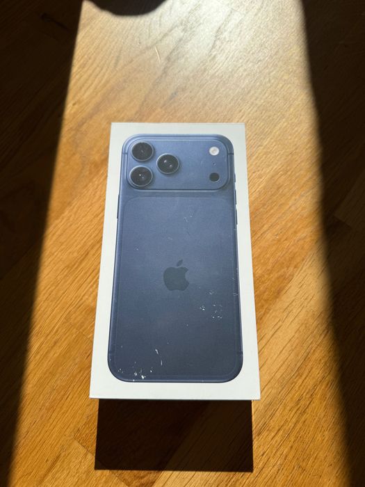 iPhone 17 Pro Max Deep Blue 256GB – NOWY, ZAPLOMBOWANY, EU DYSTRYBUCJA