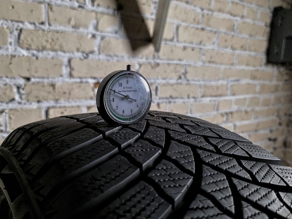 Зимові 225/50r17 Bridgestone | 2025 | 9/8mm | Комплект / 4шт | Ідеальний технічний стан, без пошкоджень, без ремонтів, без дефектів | Преміум шини