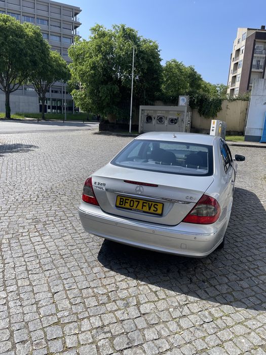 Mercedes e320 V6  matricula inglesa