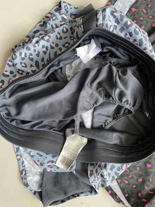 2 calções de desporto L/42