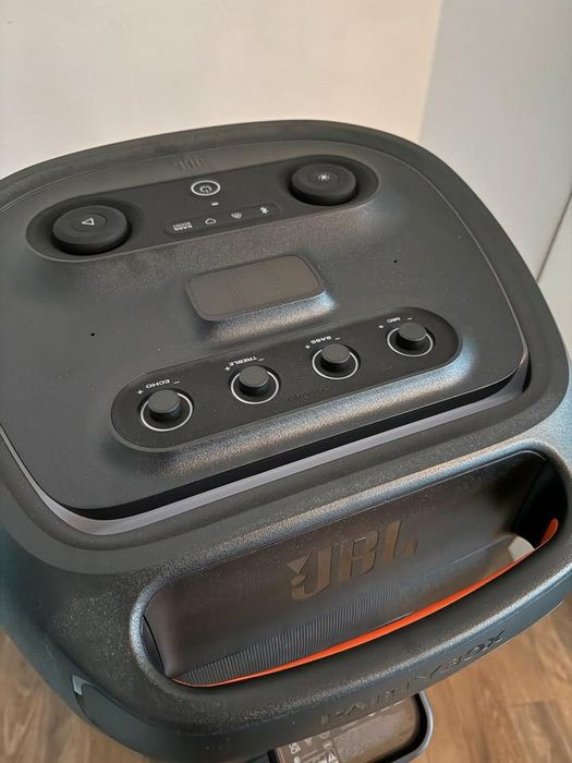 JBL partybox ultimate 1100w