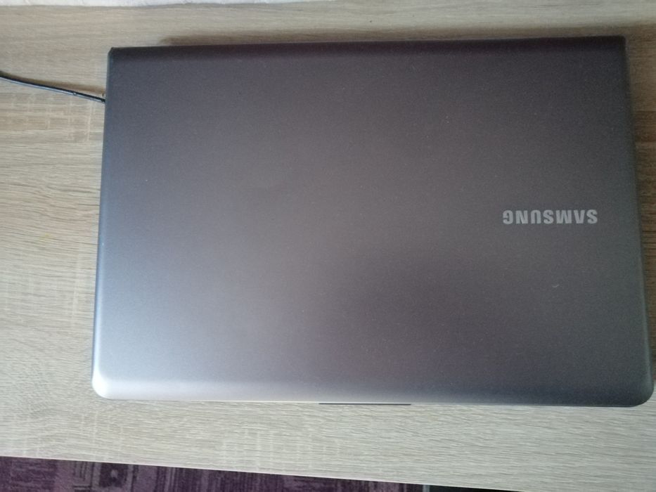 Samsung NP530U4C-S01DE   NA CZĘŚCI