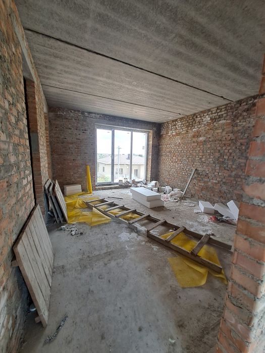 Продається сучасний дуплекс без комісії для покупця в с. Байківці