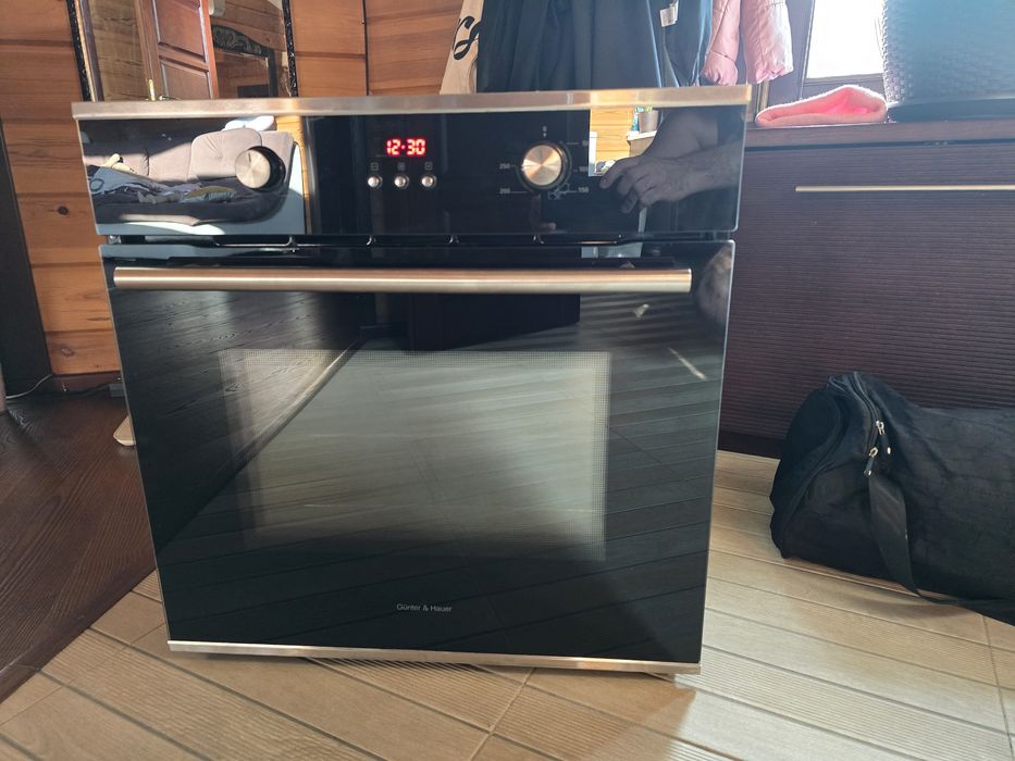 Духовой шкаф GUNTER&HAUER EOM 867
Германия