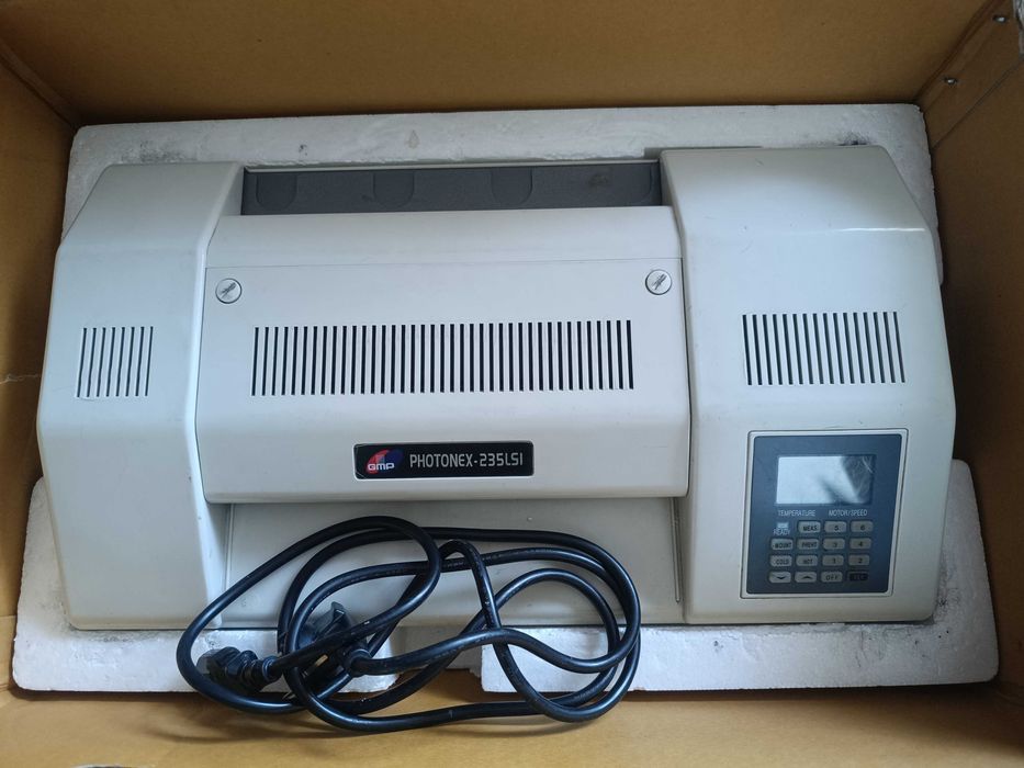 Laminator GMP Photonex 325 LSI