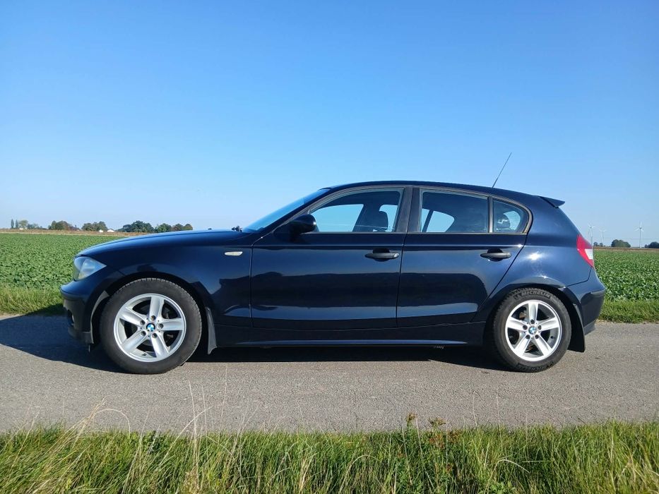 BMW E87 2.0B  2006r