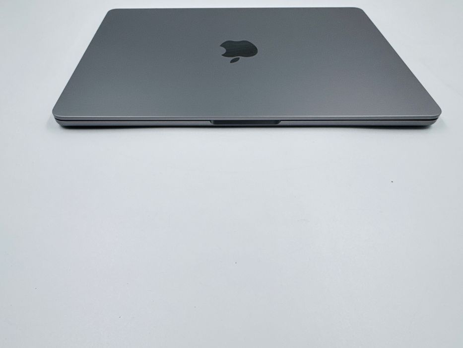 Apple Macbook Air 13.6 M2 2022 24GB RAM 1TB SSD Space Gray IL6720