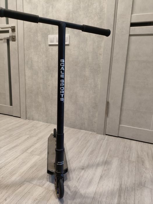 Продам трюковий самокат є торг!!!