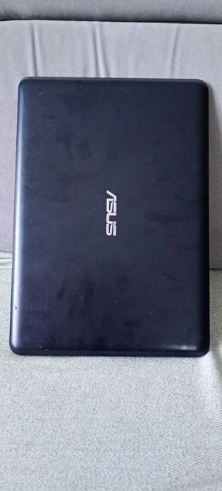 Laptop Asus E402s