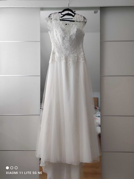 Suknia ślubna rozmiar 40/42