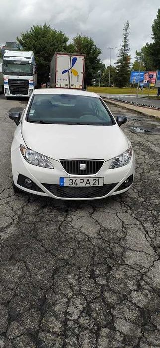 Seat Ibiza SC 1.6 TDI 2010 Fiável e Econômico