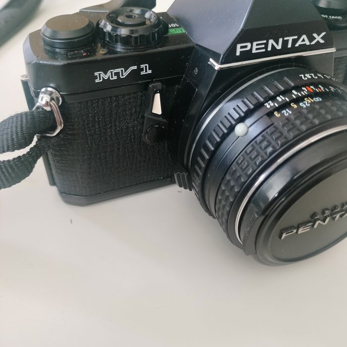 Pentax MV1 Asahi 50mm 1:2 Pentax-M