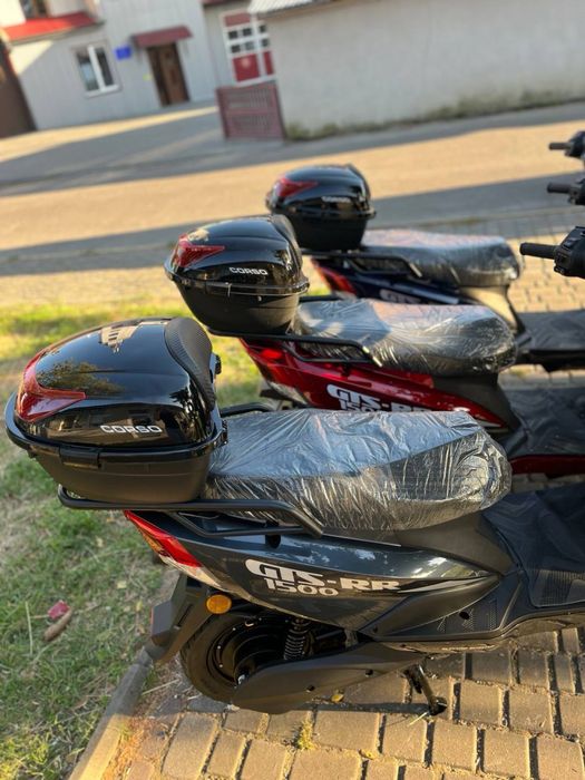 Електро скутер 1500 ват на Літій залізо фостатних акб 72v30ah COrso