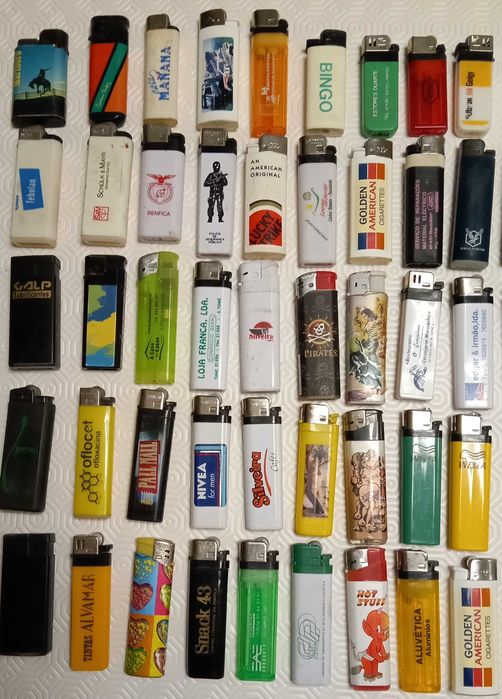 Isqueiros de coleção, marcas, 100 un por 10€