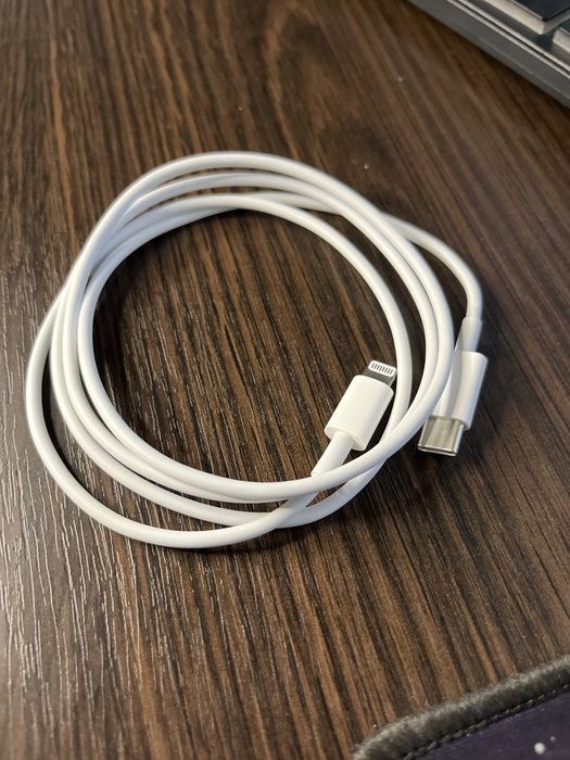 Зарядка на айфон (тайпси на лайтинг)