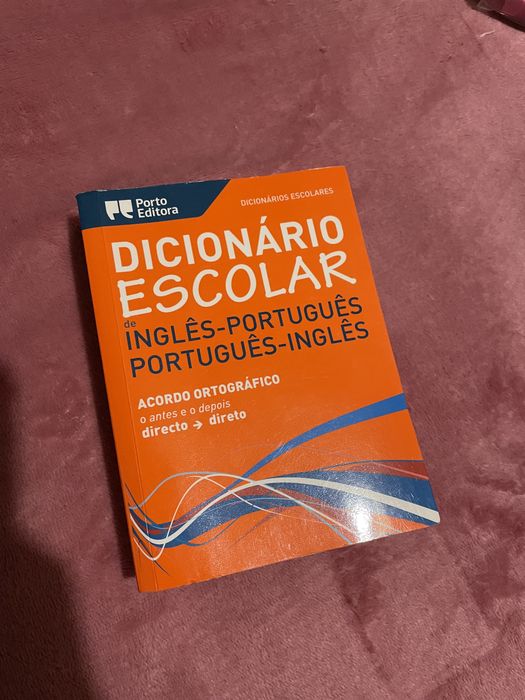 Dicionário escolar