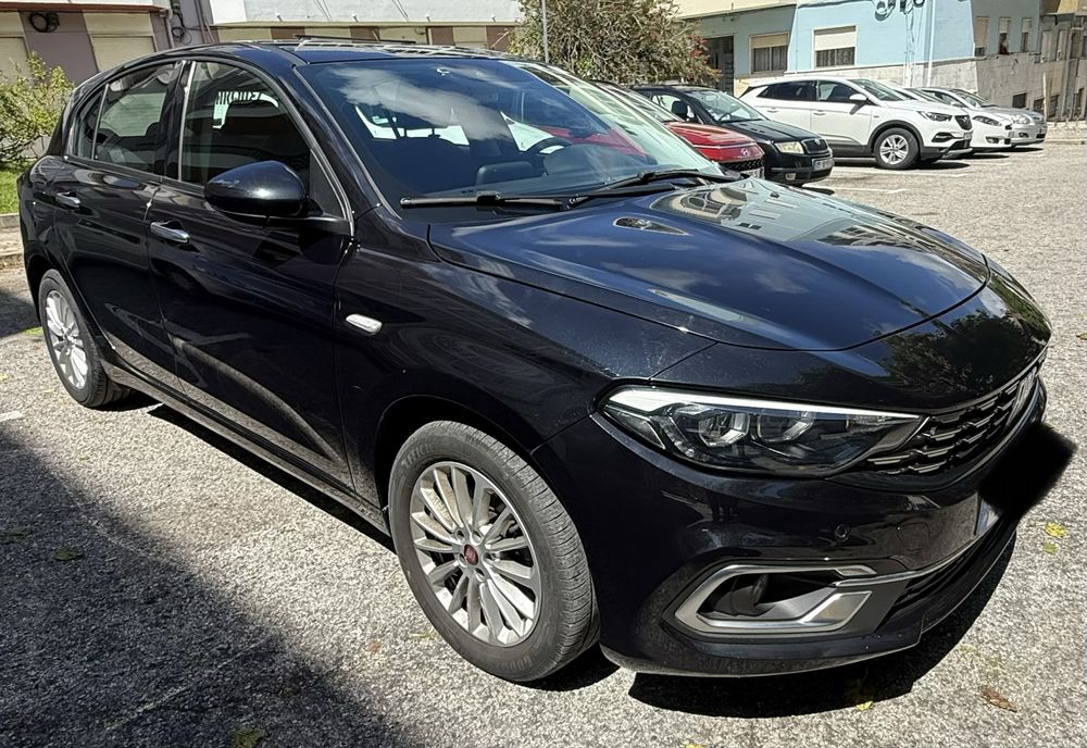 Vendo Fiat Tipo 1.3 gasóleo 12/2021