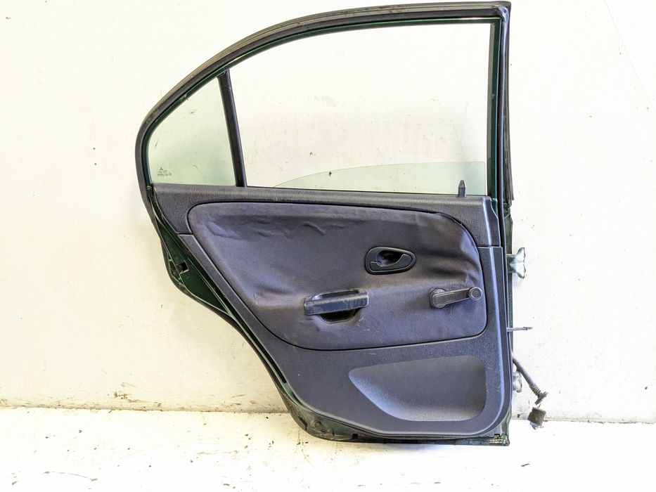 Mitsubishi Carisma Drzwi Lewe Tylne Lewy Tył