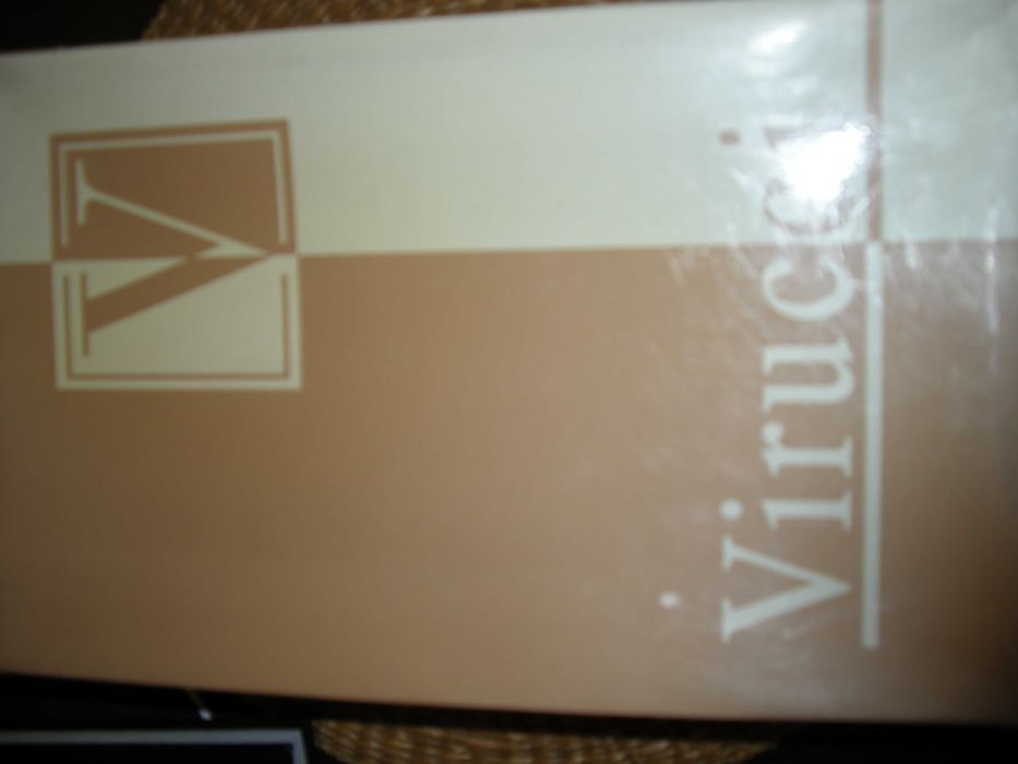 Pantofle ,czółenka Viruci r.40