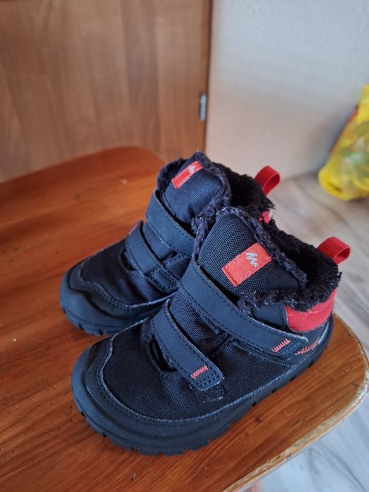 Buty zimowe chłopięce  ocieplane wodoodporne Quechuo rozmiar 24