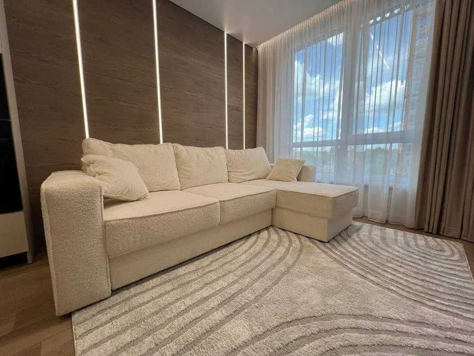 Продаж 3-кім з ремонтом в центрі міста, газове опалення, без комісії