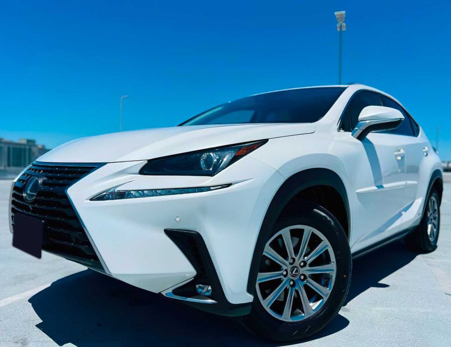 Lexus NX Hybrid      2019