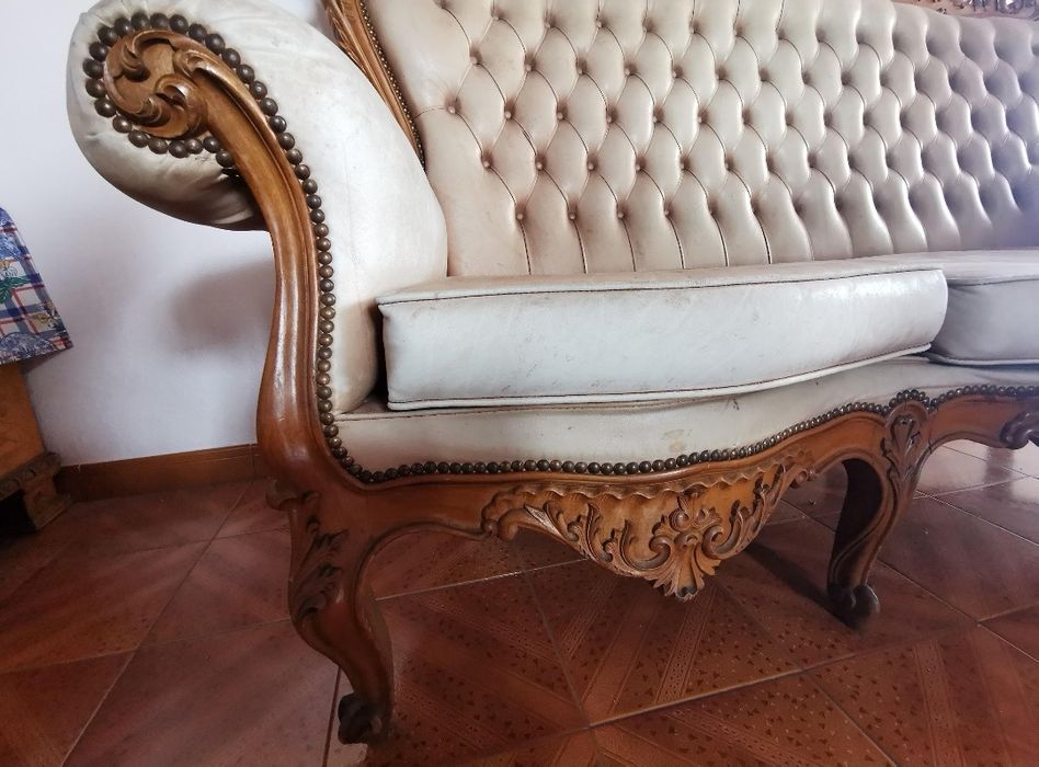 Sofá rústico/PEÇA RARA.