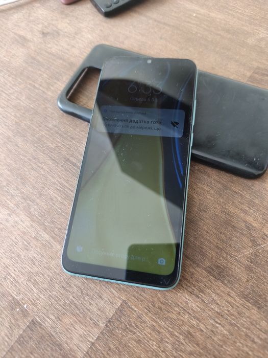Продам POCO  C40