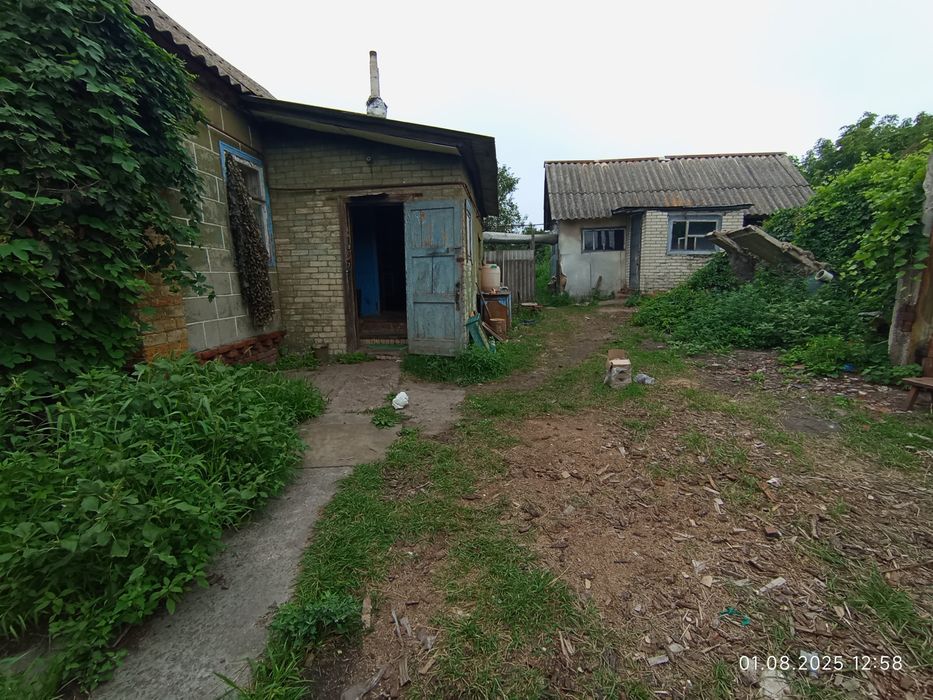 Продам дім с.Токарі.
