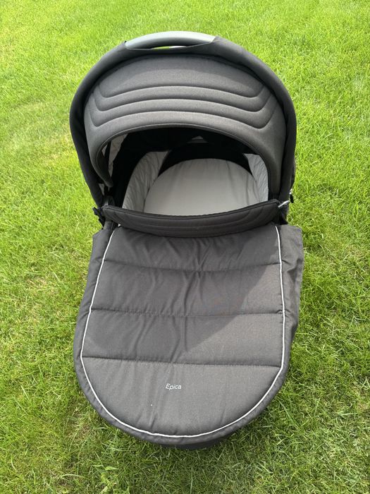 Коляска Carello Epika 2 в 1 (Автокресло не входит  в стоимость )