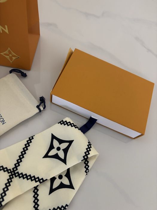 Nowa apaszka chusta Louis Vuitton LV gucci Dior