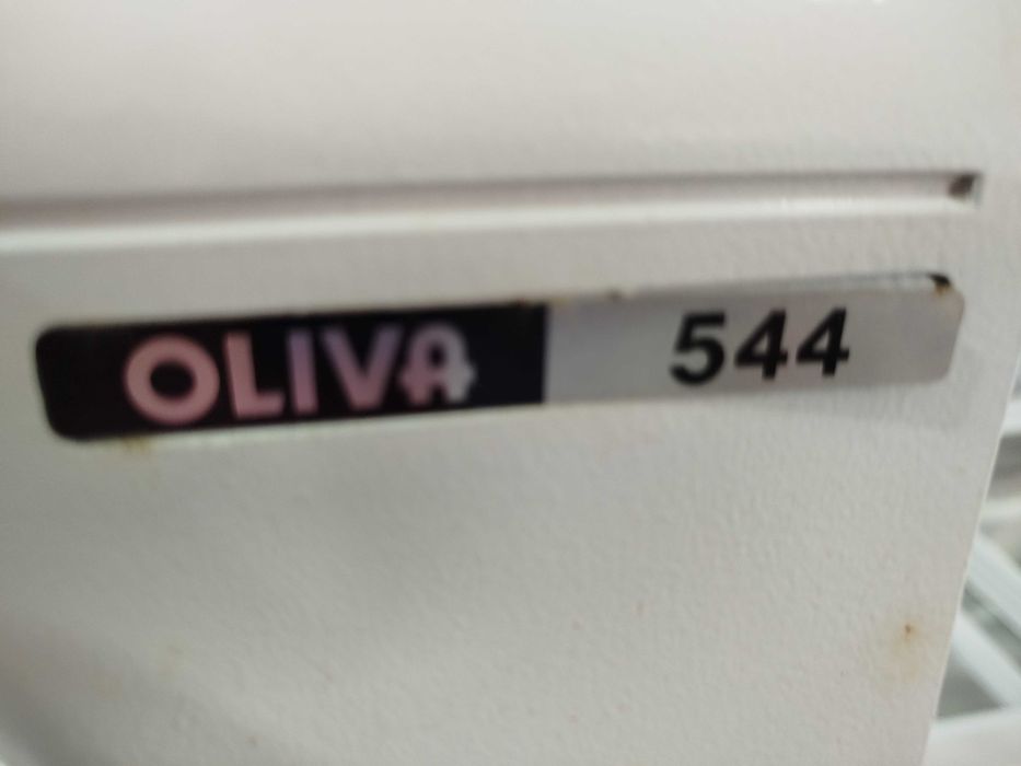 Oliva 544 Máquina de costura