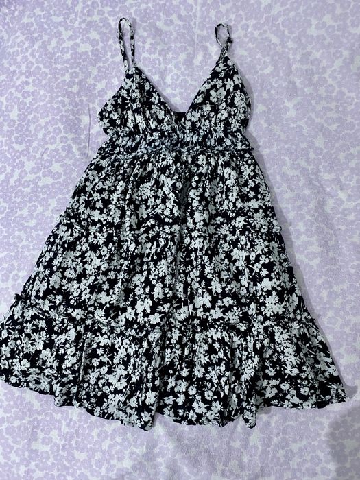 Vestdo floral bershka