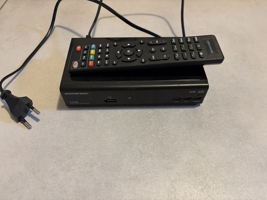 Tuner dekoder dvb t2 emmerson