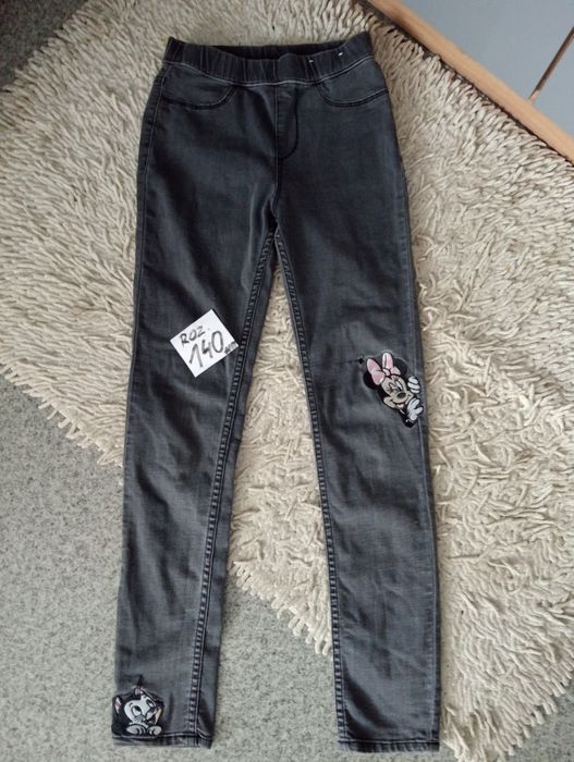 Elastyczne dżinsy HM roz.140