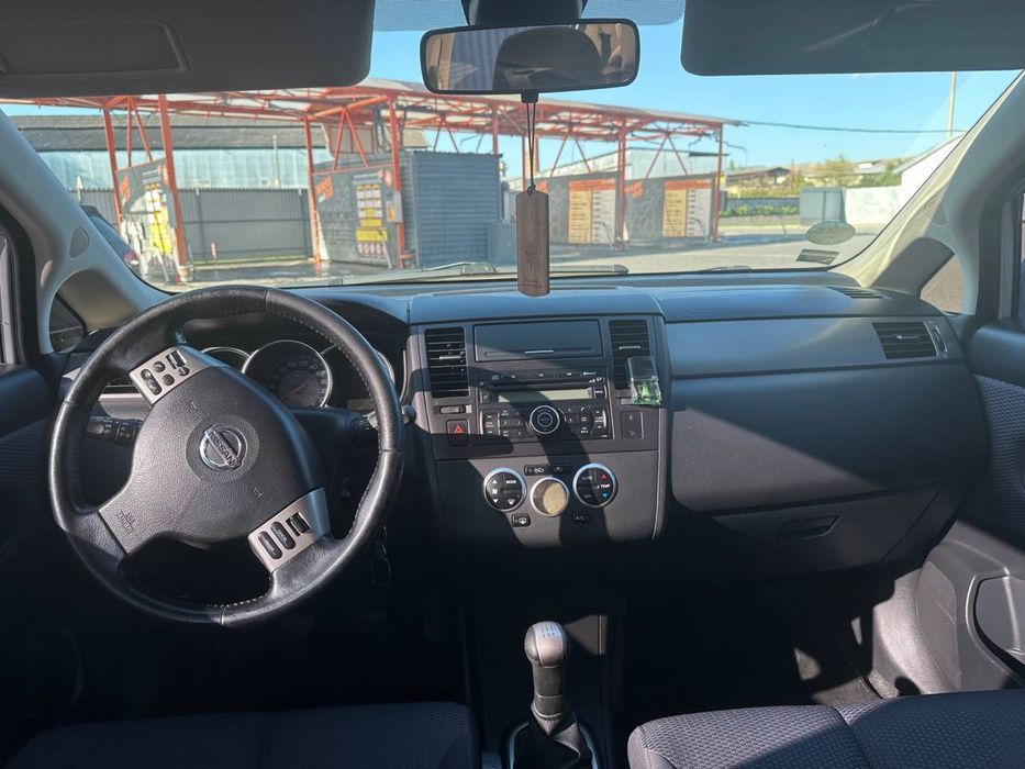 Nissan Tiida 1.6 MT 2007
