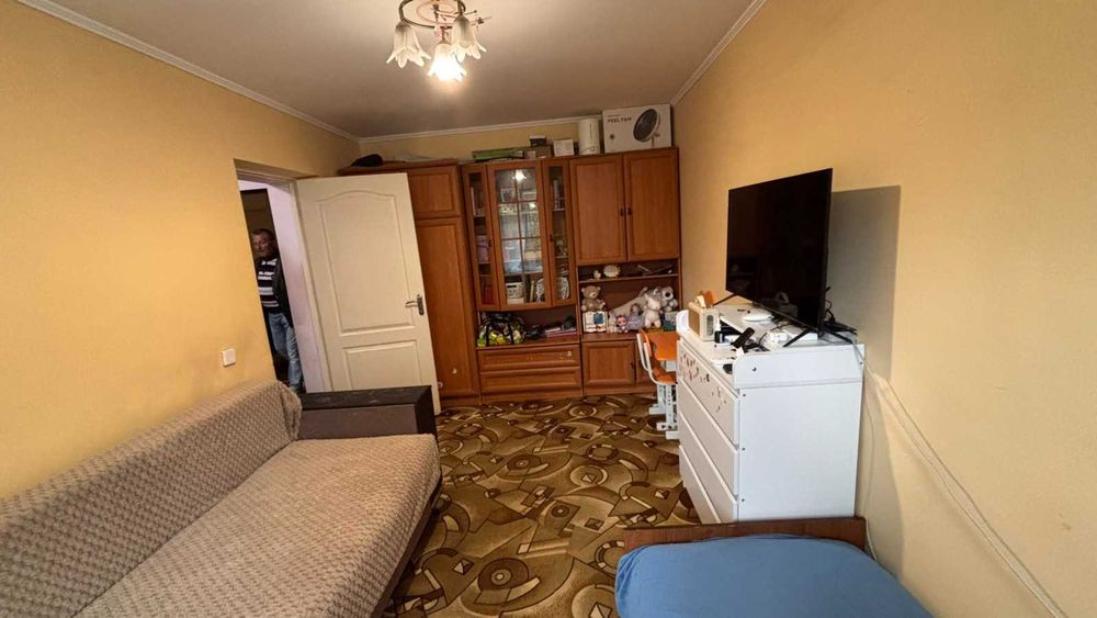 (7) Продаж кімнати в гуртожитку по вул. Миколи Ващука (4532)
