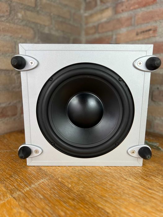 Subwoofer KEF PSW2010 – 250 W, zakres 30-150 Hz, świetny stan