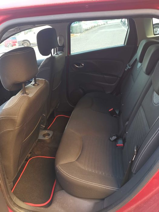 Renault Clio IV Sport Tourer 1.5 dCi 75 eco2