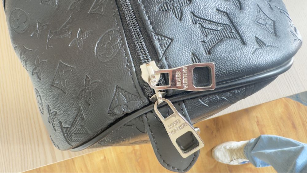 Mala de viagem louis vuitton