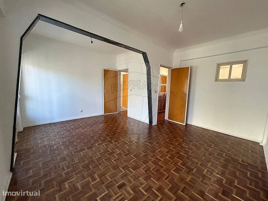 Apartamento T2 para arrendamento