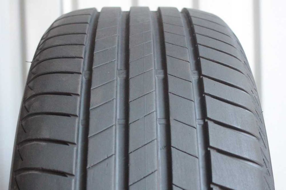 225/55/16 Bridgestone Turanza T005 225/55 R16