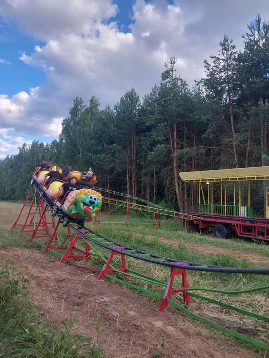 Kolejka Górska Karuzela Lunapark Wesołe Miasteczko