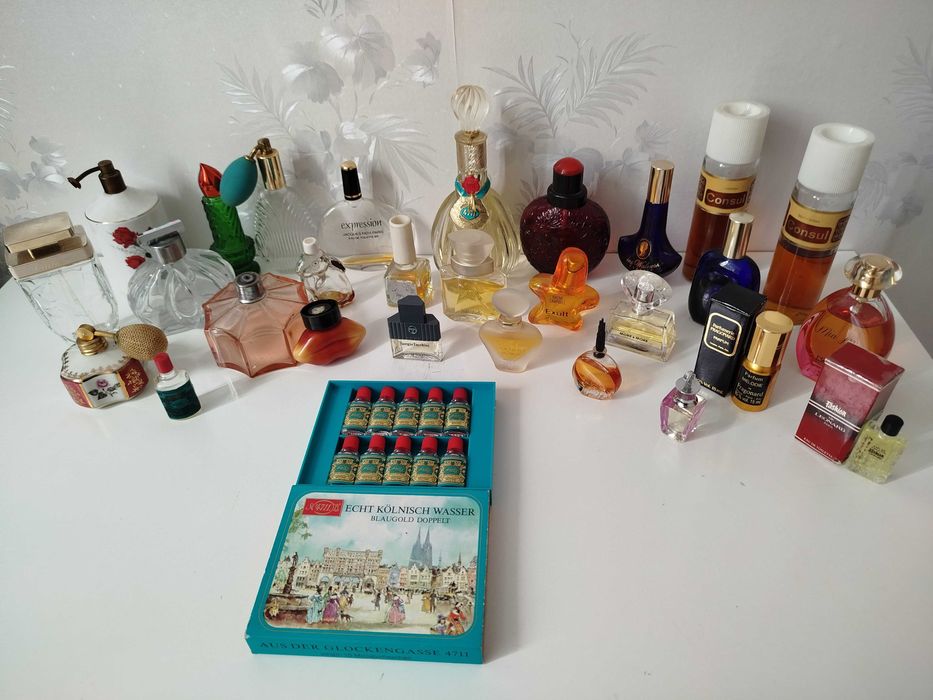 Kolekcja różnych perfum