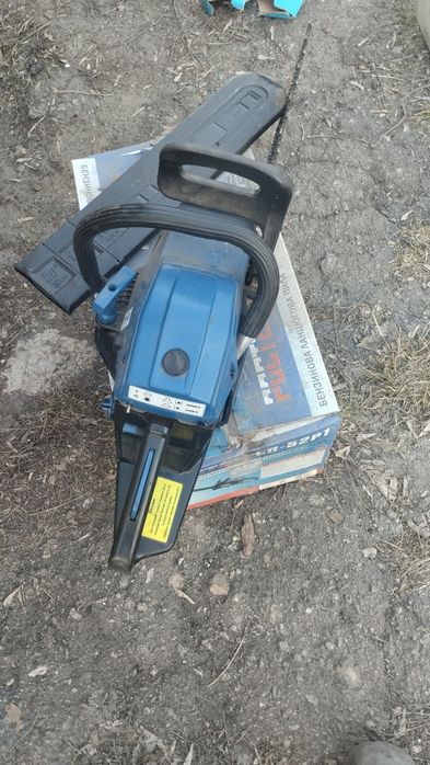 Продам бензопилку