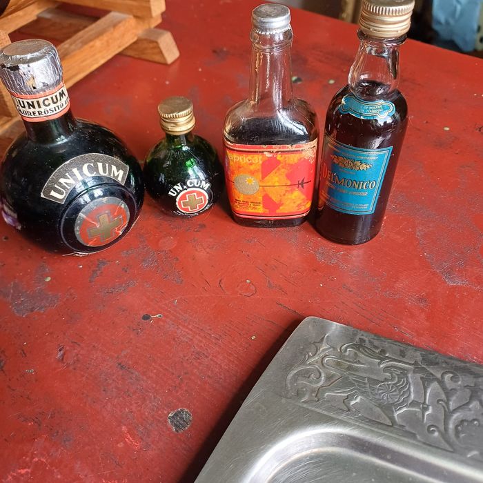 Kolekcja buteleczek .