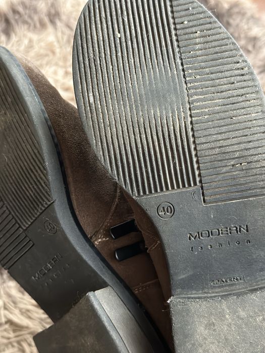 Зимові жіночі ботинки із натуральної замші шоколадного кольору