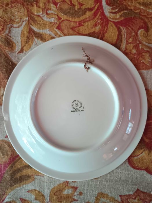 Kolekcjonerski Talerzyk Ścienny „Miłość Wiedeńska” – Porcelana Bogucice PRL | Zaczep