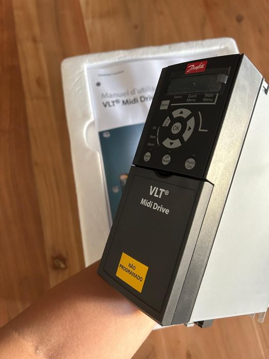 Variador de Velocidade Danfoss VLT Midi Drive FC 280 (Novo)
O artigo