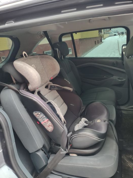 Sprzedam lub zamienię Forda grand c-max w 2010 roku